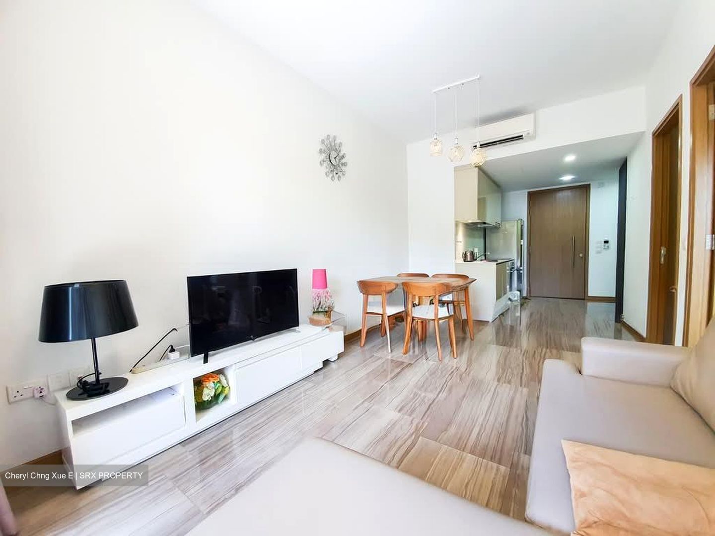 Lakeville (D22), Condominium #568849371